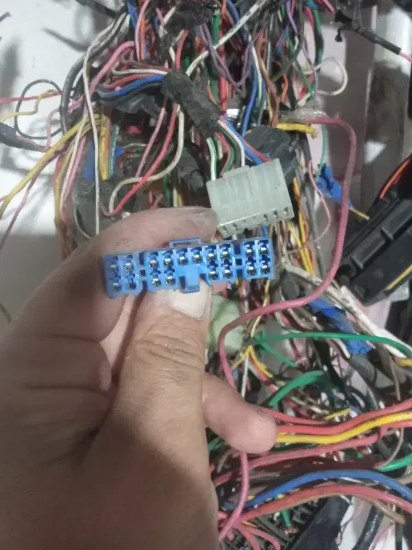 سوکت سیمکشی پراید|قطعات یدکی و لوازم جانبی|ملایر, |دیوار