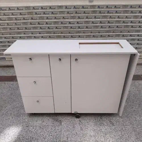 میز چرخ و برش و سردوز تاشو خیاطی|لوازم خیاطی و بافتنی|قائمشهر, |دیوار