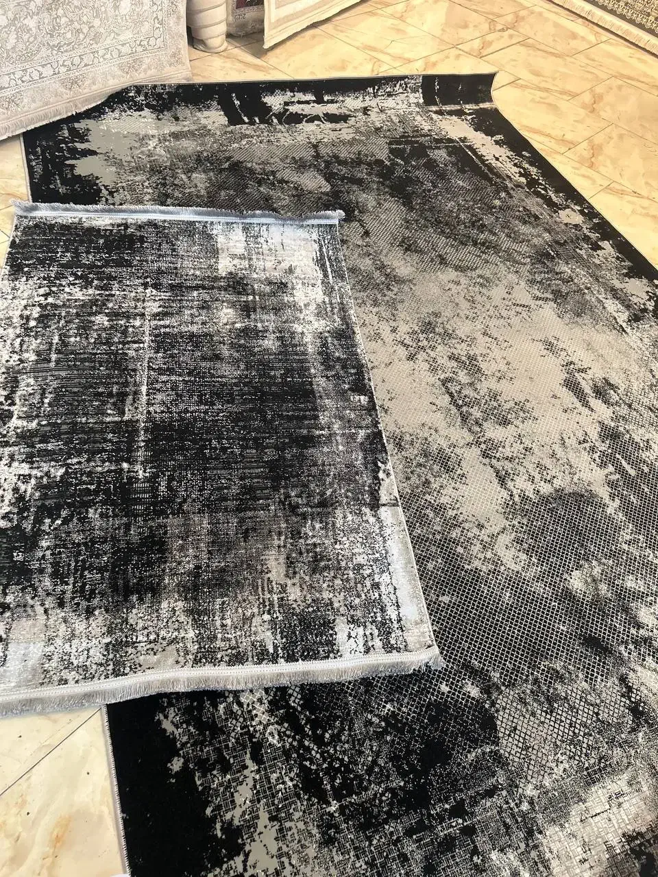 قالیچه ۱۲۰۰ شانه تمام نخ|فرش|نسیمشهر, |دیوار