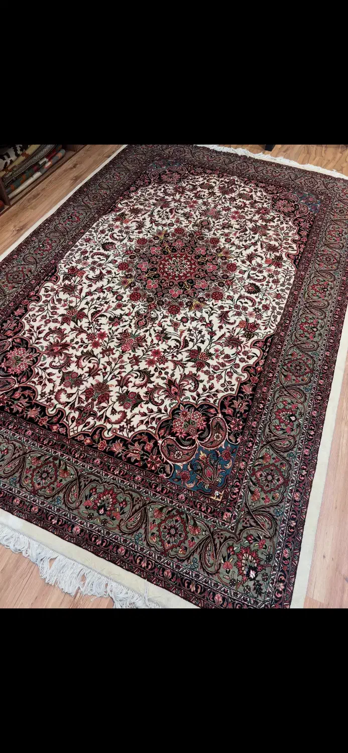 بافت شاهیندژ|فرش|تهران, حصار بوعلی|دیوار