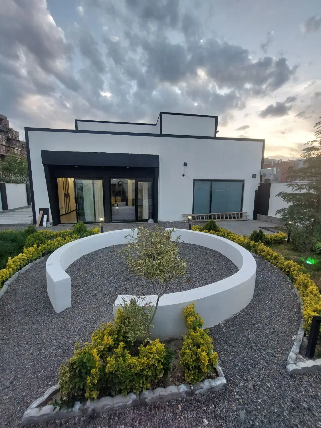 اجاره ی باغ ویلا|اجارهٔ کوتاهمدت ویلا و باغ|شاندیز, |دیوار