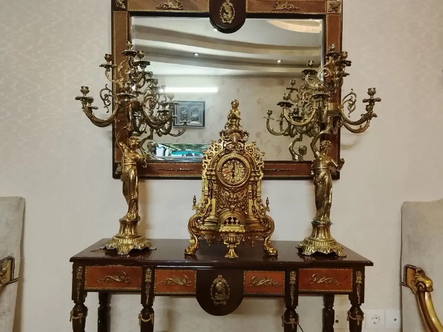 ساعت و شمعدان برنز کلکسیونی|کلکسیون اشیاء عتیقه|مشهد, شهید بهشتی|دیوار