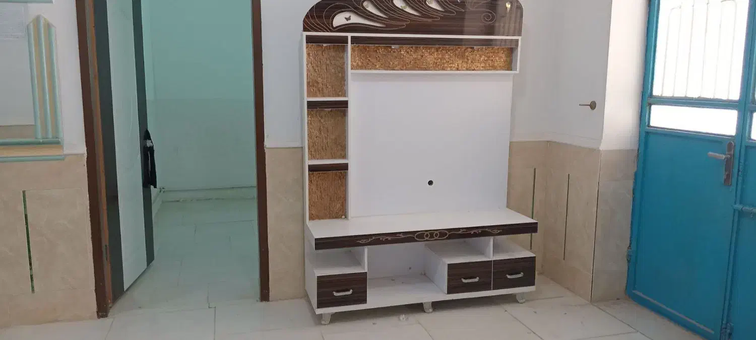 میز تلویزیون و بوفه و سه تکه میز عسلی|میز تلویزیون|زابل, |دیوار