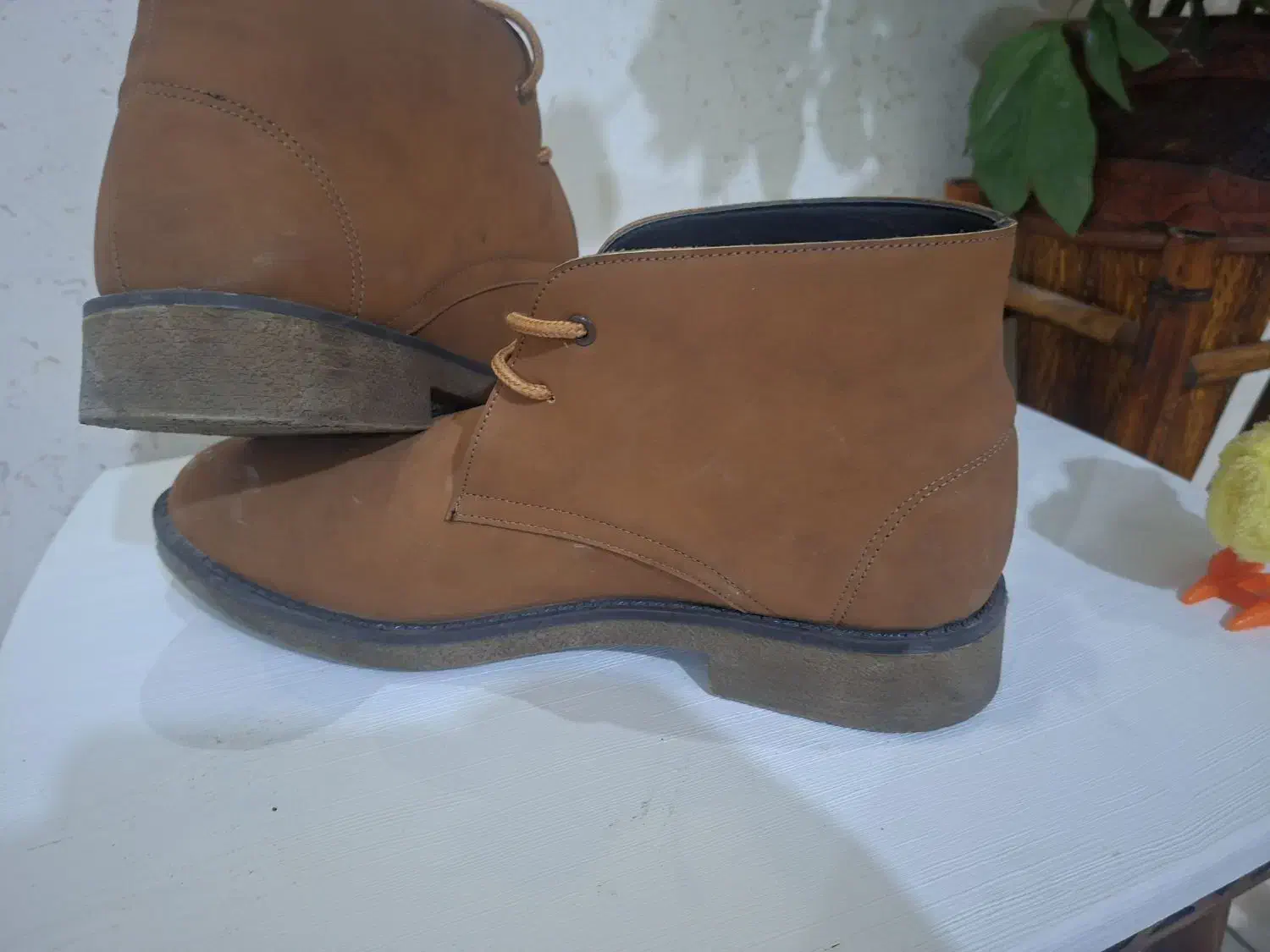 نیم بوت|کیف، کفش، کمربند|ماهیدشت, |دیوار