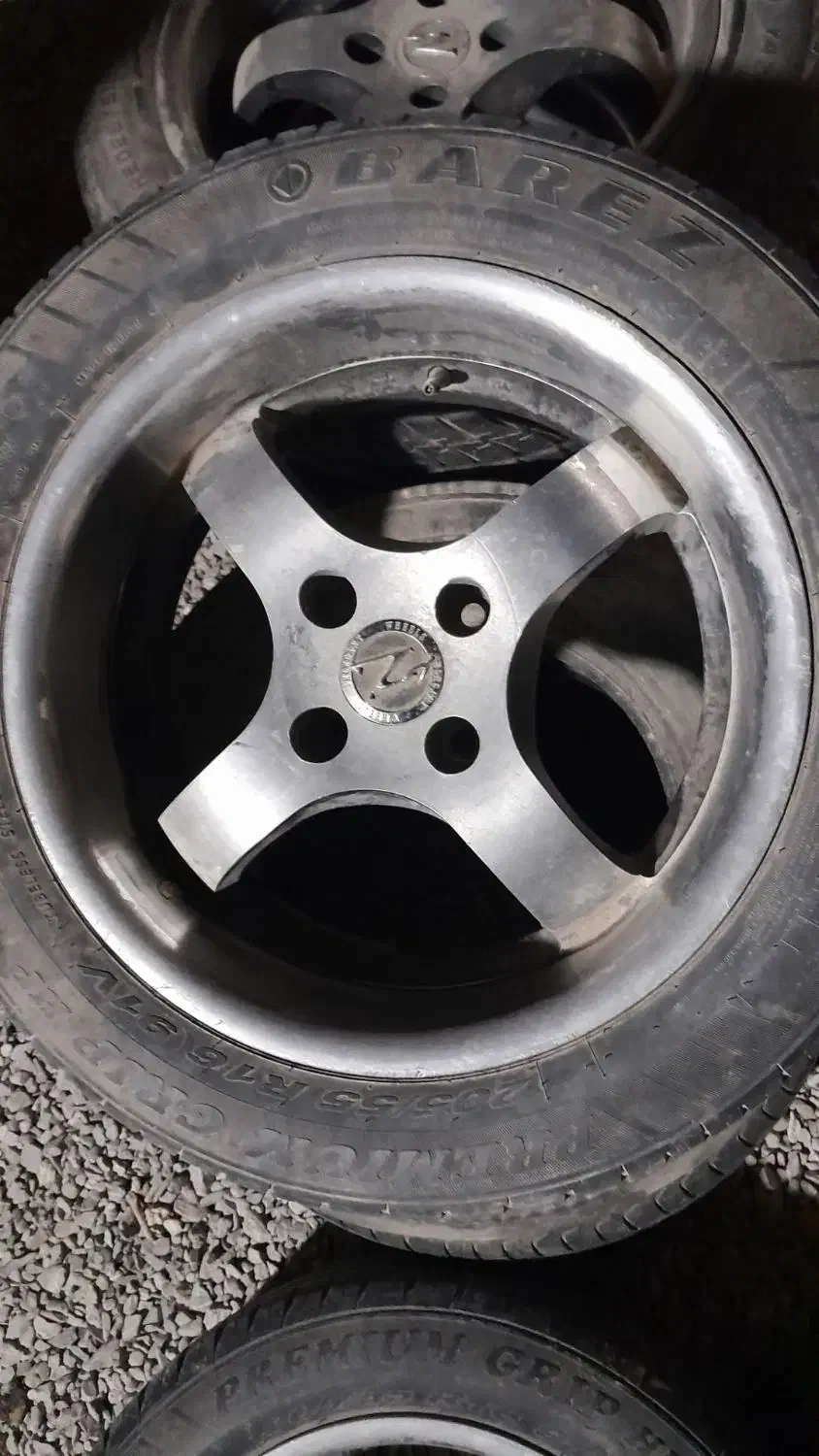 لاستیک سمند|قطعات یدکی و لوازم جانبی|تربت جام, میان جام|دیوار