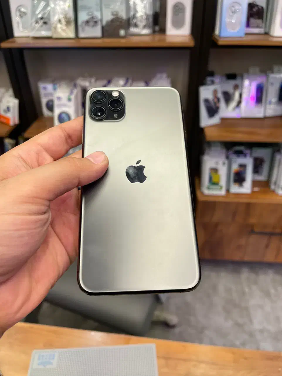 iphone 11 pro max 256 GB ZA/A|موبایل|شیراز, قدوسی غربی|دیوار