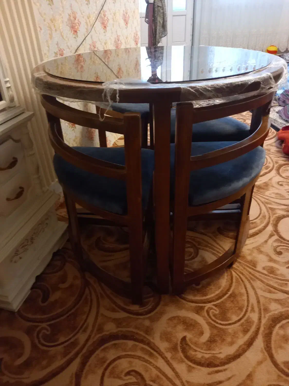 میز نهار خوری 4نفره|میز و صندلی غذاخوری|خلخال, |دیوار