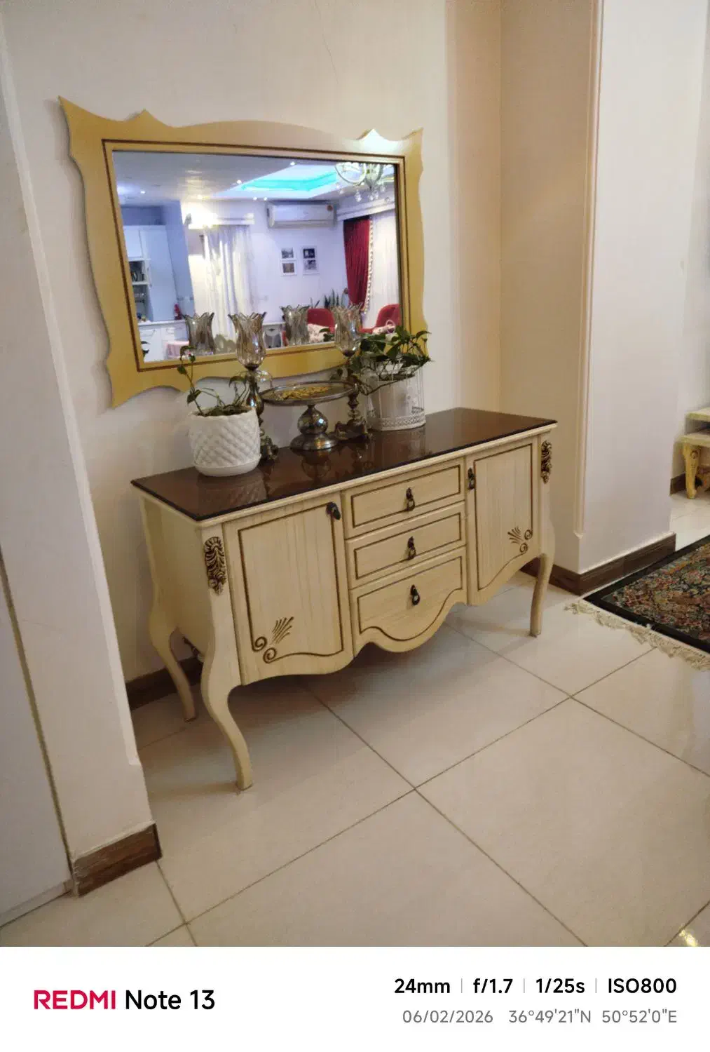 آیینه و کنسول|بوفه، ویترین، کنسول|تنکابن, |دیوار