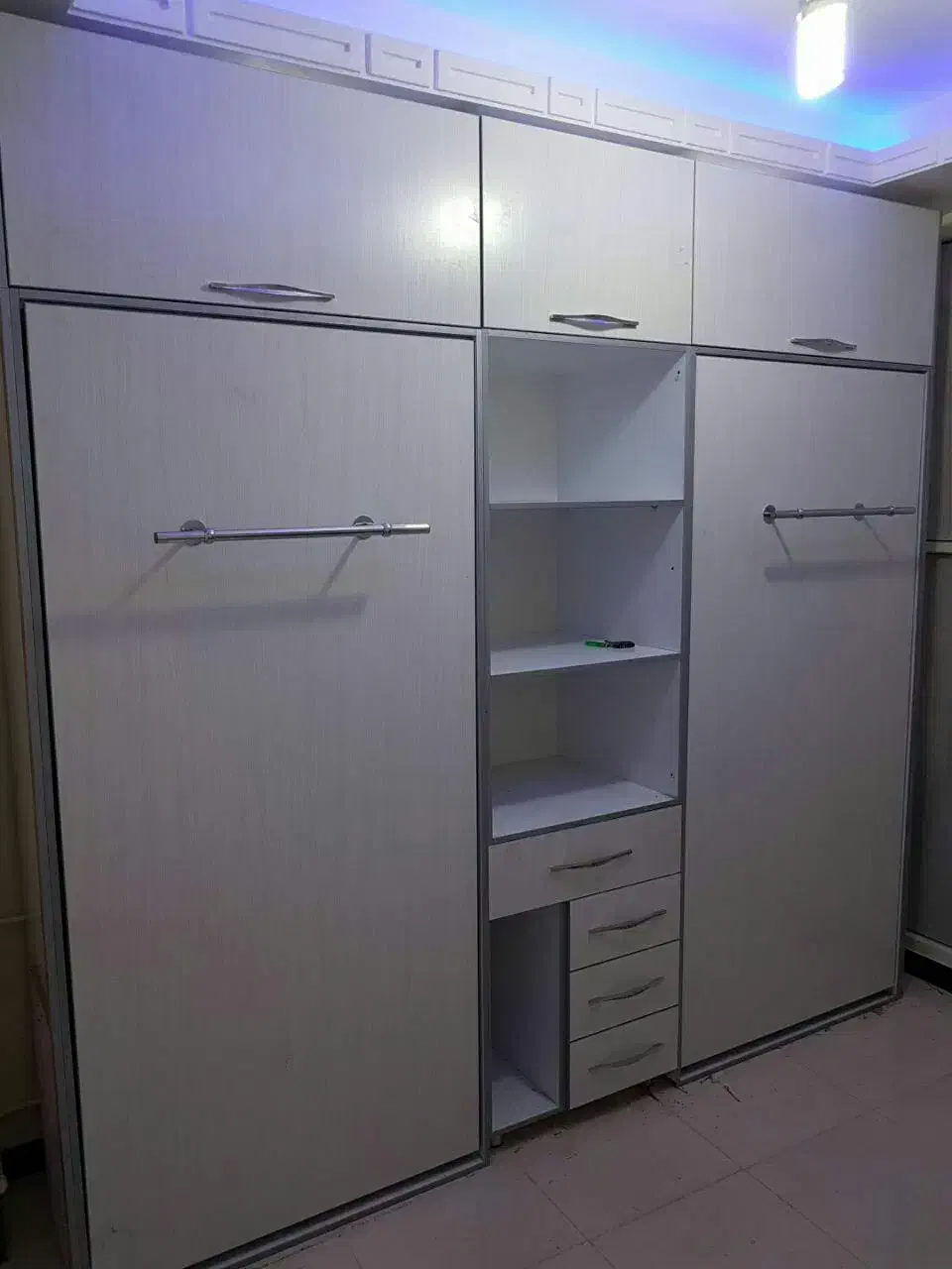 سفارش و تولید انواع کمد دیواری و تخت کم جا|جاکفشی، کمد، دراور|تهران, علی‌آباد|دیوار