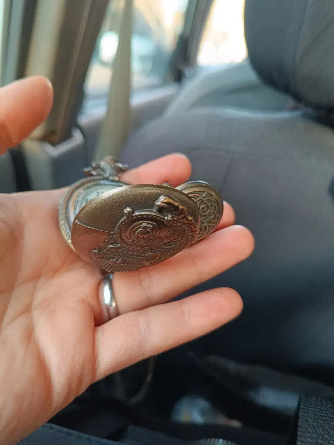 ساعت دوتایی قدیمی سالم|ساعت|شهریار, شهریار|دیوار