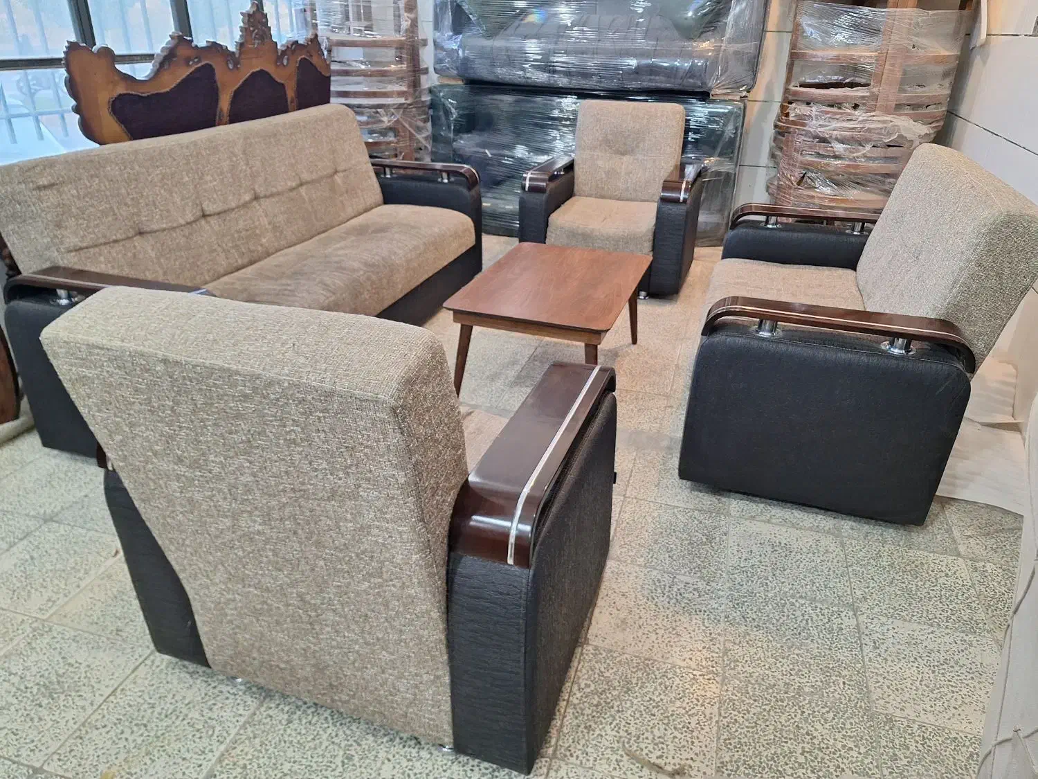 مبل تخت شو سالم|مبلمان خانگی و میز عسلی|شهرکرد, |دیوار