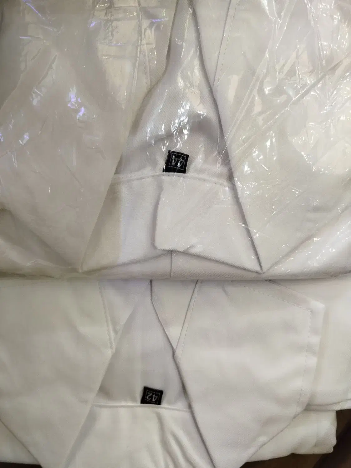 روپوش سفید|لباس|اراک, |دیوار