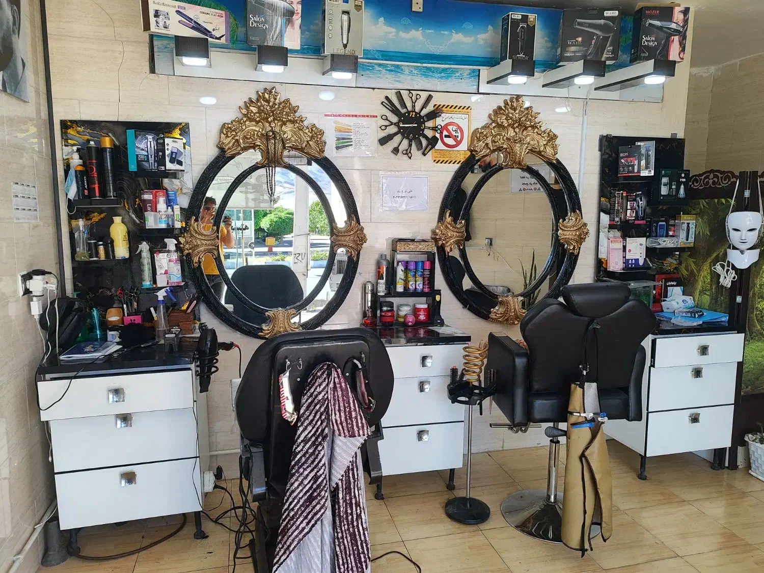 دکور آرایشگاه|آرایشگاه و سالن‌های زیبایی|تفرش, |دیوار