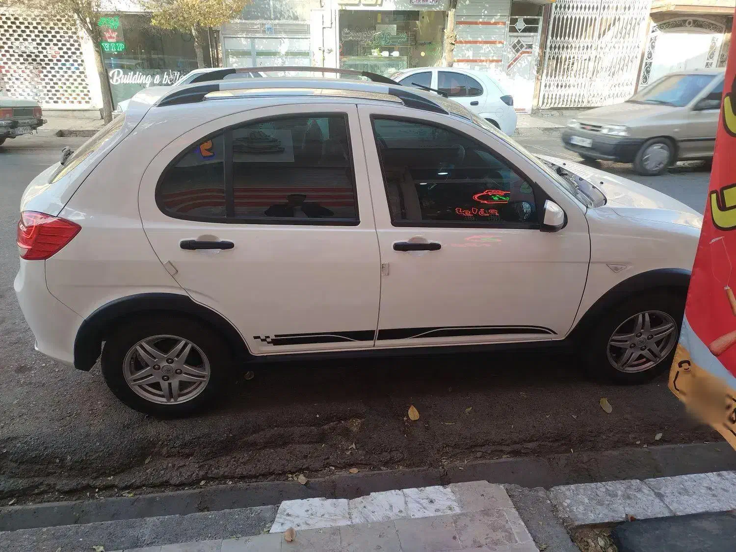 کوییک Gxr سفید مشکی|خودرو سواری و وانت|قم, شهرک امام حسن|دیوار