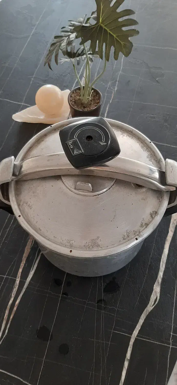 زودپز|ظروف پخت‌وپز|گنبد کاووس, |دیوار