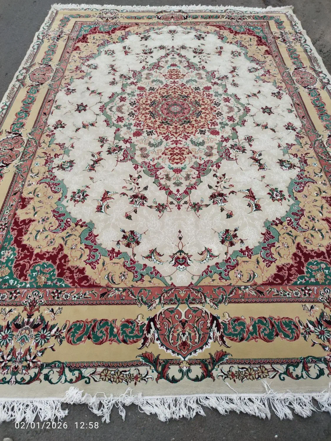 سه تخته فرش ۹ متری طوسی رنگ|فرش|پاکدشت, حصار امیر|دیوار