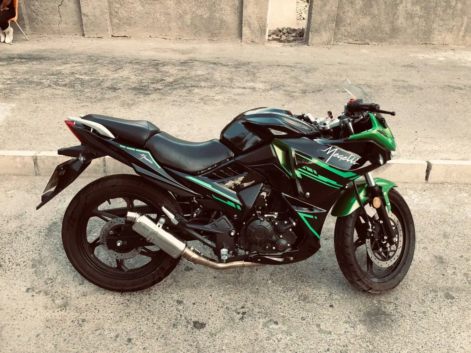 موتور مگلی200مدل 1402|موتورسیکلت|خمین, |دیوار