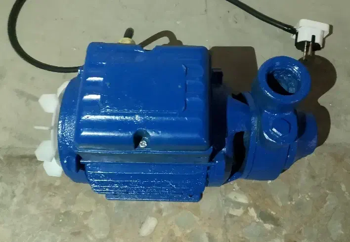 پمپ آب 1.5 اسب بخار ایتالیایی نیاز به تعمیر 3 تومن|ابزارآلات|بندر ماهشهر, |دیوار