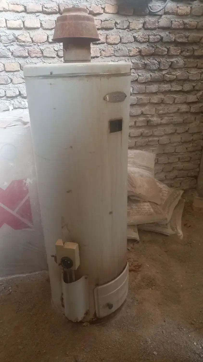 آبگرمکن مخزنی|آبگرمکن، پکیج، شوفاژ|گنبد کاووس, |دیوار