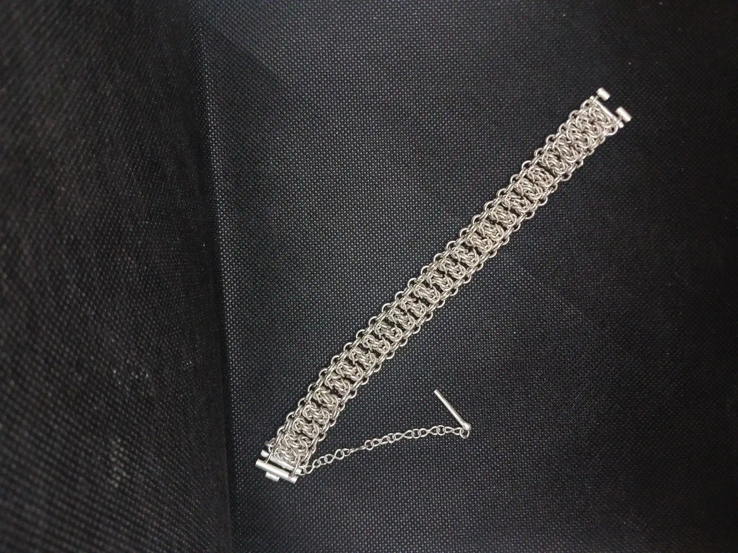 دستبند نقره دست‌ساز انتخاب خانم های شیک|جواهرات|همدان, |دیوار