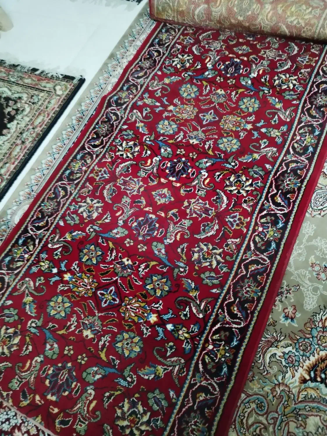 کنار فرشی|فرش|علی‌آباد کتول, |دیوار