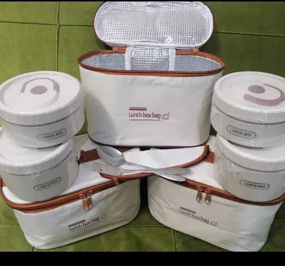 لانچ باکس ۴ تیکه همراه با قاشق و چنگال و ساک مخص|ظروف نگهدارنده، پلاستیکی، یک‌بارمصرف|شیراز, شهرک پرواز|دیوار