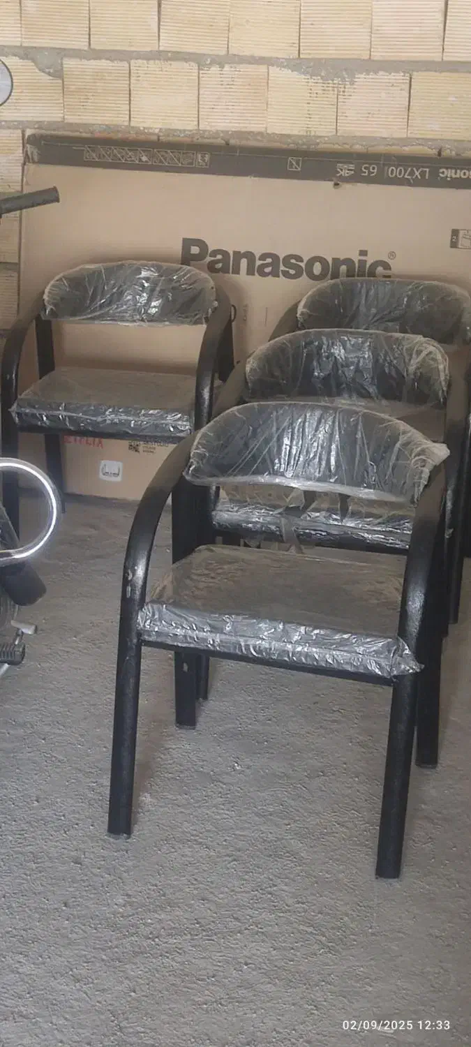 صندلی انتظار دهگلان|صندلی و نیمکت|سنندج, |دیوار