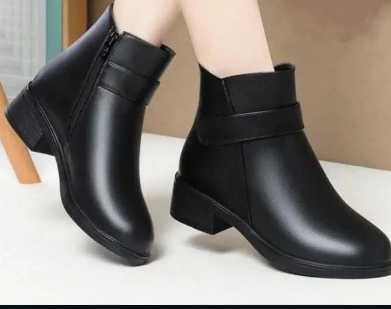 بوت زنانه|کیف، کفش، کمربند|تهران, نیکنام|دیوار