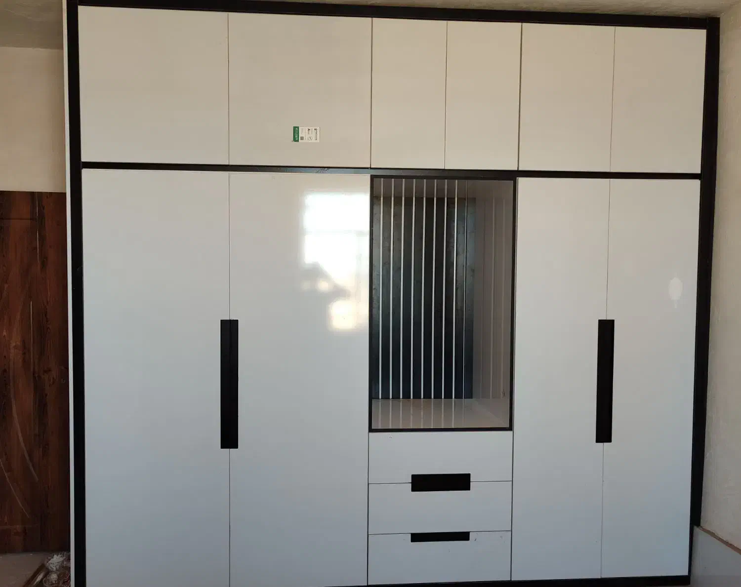 ساخت انواع کابینت و کمددیواری|جاکفشی، کمد، دراور|الیگودرز, |دیوار