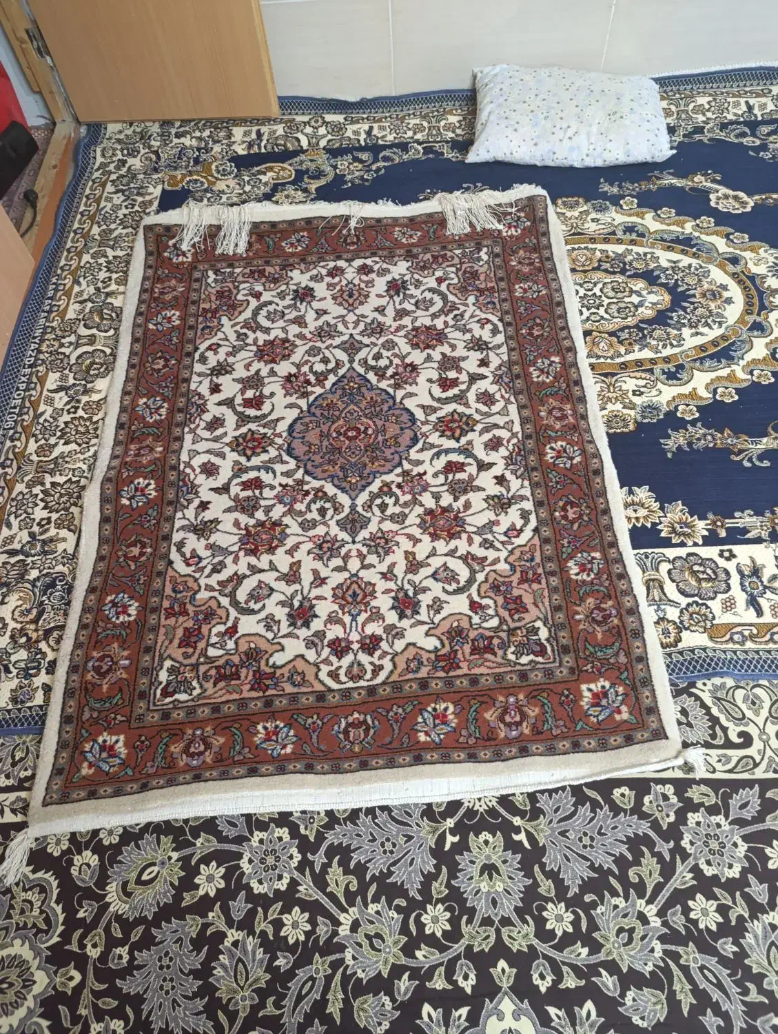 قالی|فرش|کرج, شهرک فرهنگیان|دیوار