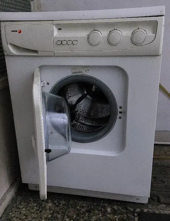 فروش ماشین لباسشویی|ماشین لباسشویی و خشک‌کن لباس|تهران, نظام‌آباد|دیوار