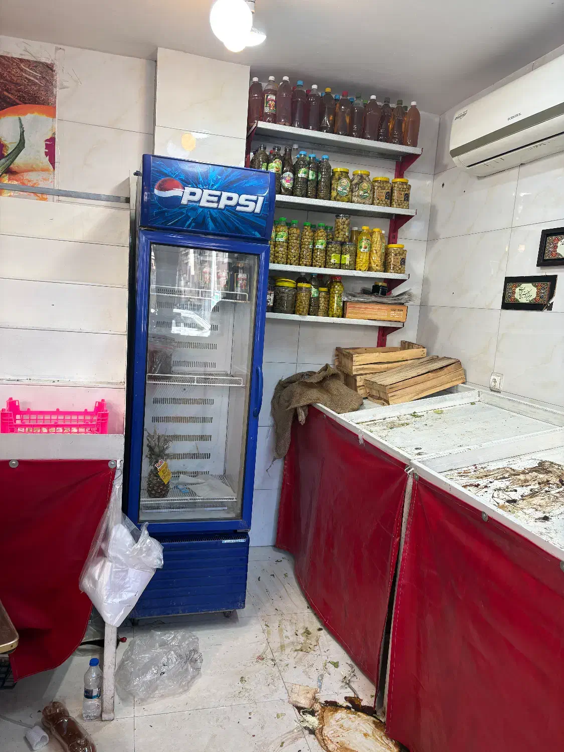 واگذاری لوازم میوه فروشی|حراج|اصفهان, مهدی آباد|دیوار