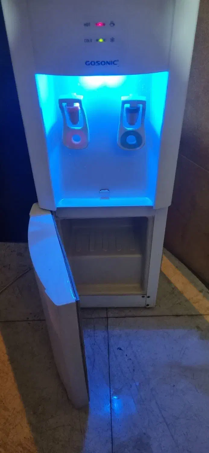 Gosonic ابسردکن یخچالدار آب سردکن|آب‌سردکن و تصفیه آب|تهران, بنی‌هاشم|دیوار