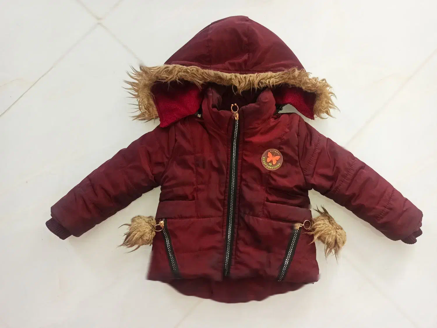 کاپشن|کفش و لباس بچه|اراک, |دیوار