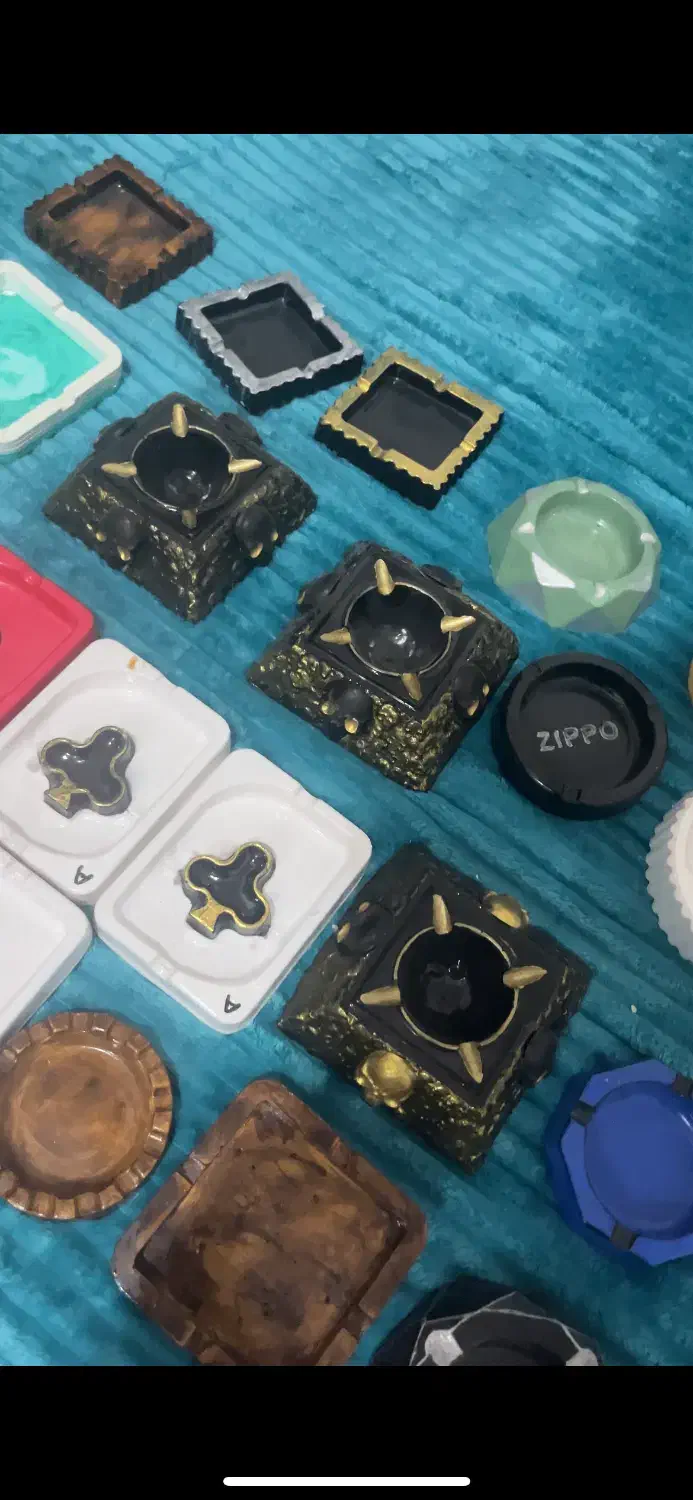 زیر سیگاری|کلکسیون اشیاء عتیقه|کرج, برغان|دیوار