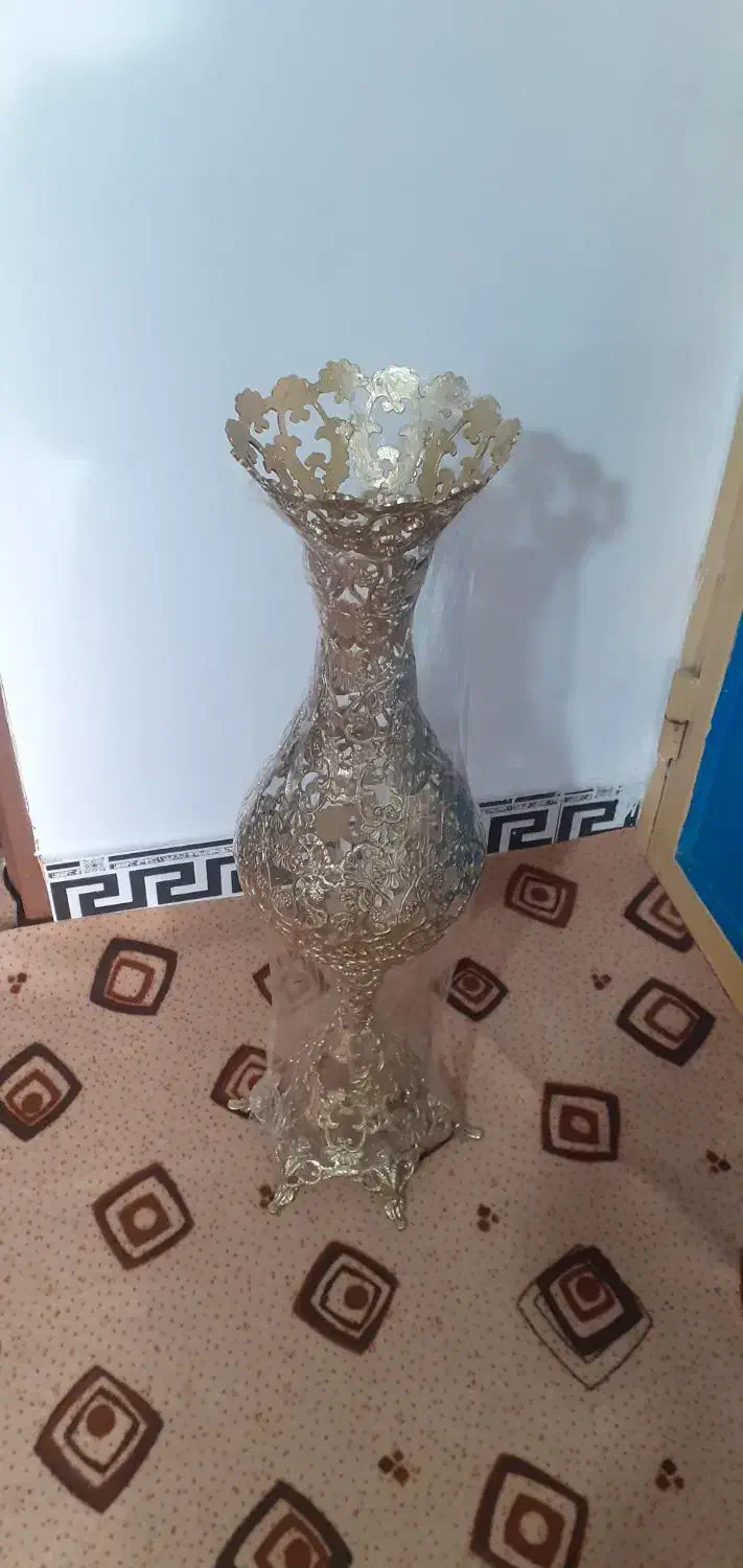 گلدان برنز و ساعت دیواری برنز|ساعت دیواری و تزئینی|نهاوند, |دیوار