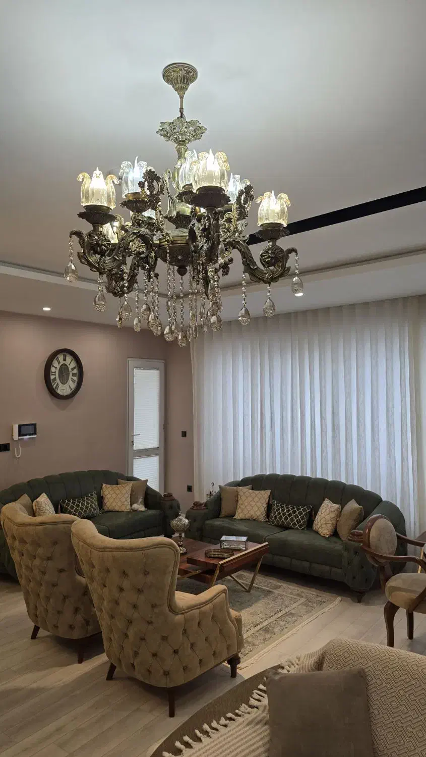 لوستر ۱۰ شاخه در حد نو|لوستر و چراغ آویز|رشت, بلوار گیلان|دیوار