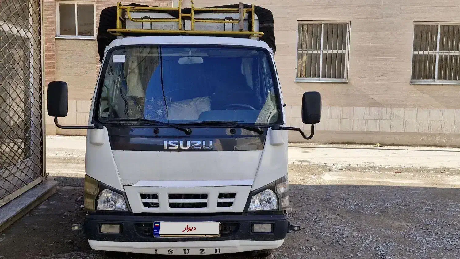 ایسزو ۵۲۰۰|خودرو سنگین|قوچان, |دیوار