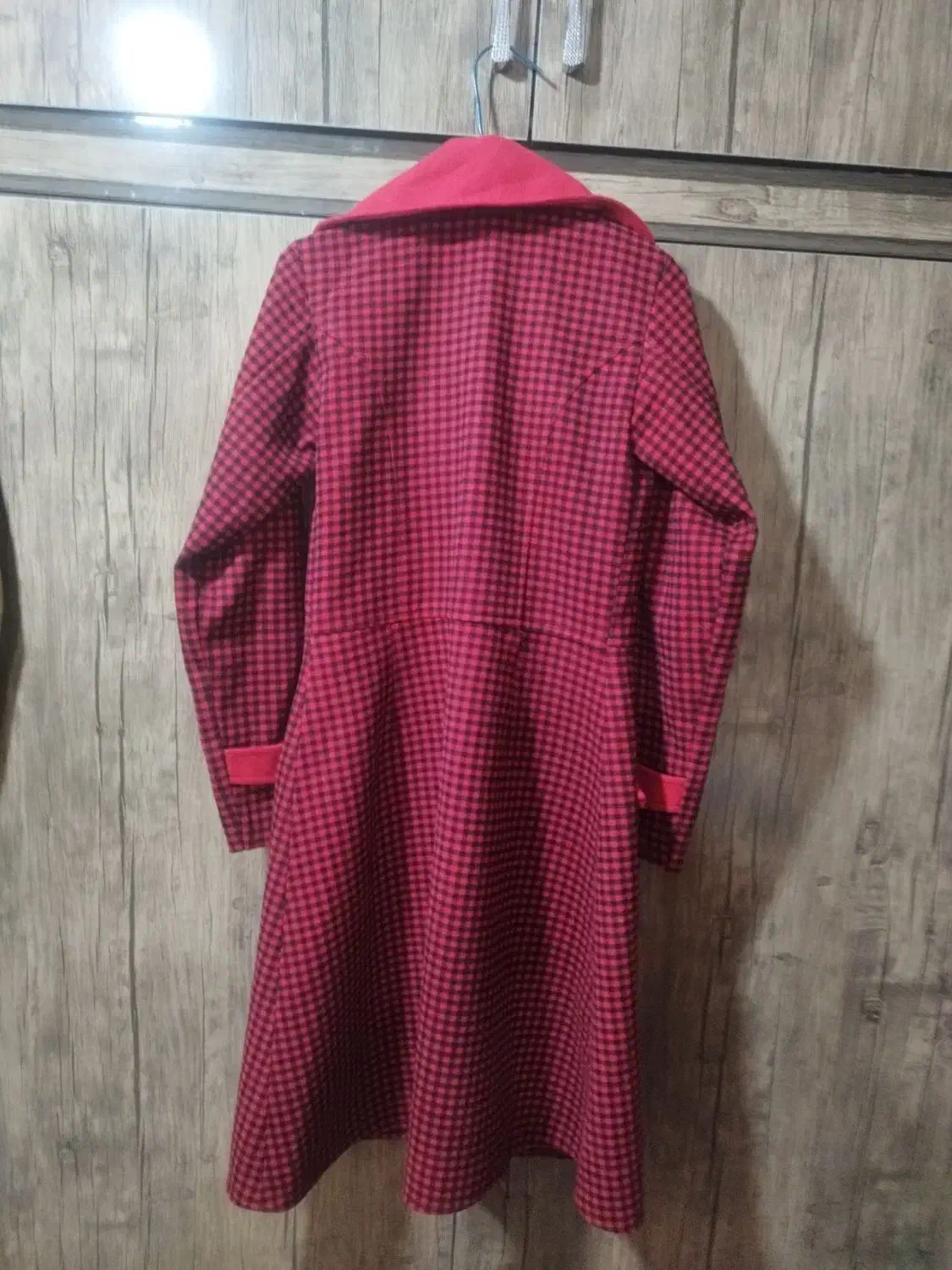 پالتو در حد نو|لباس|فردوس (خراسان), |دیوار