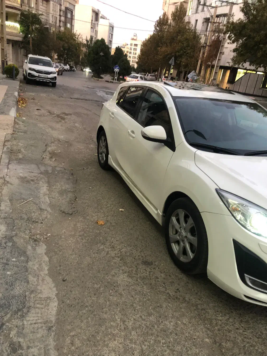 فروش مزدا هاچ بک|خودرو سواری و وانت|همدان, |دیوار