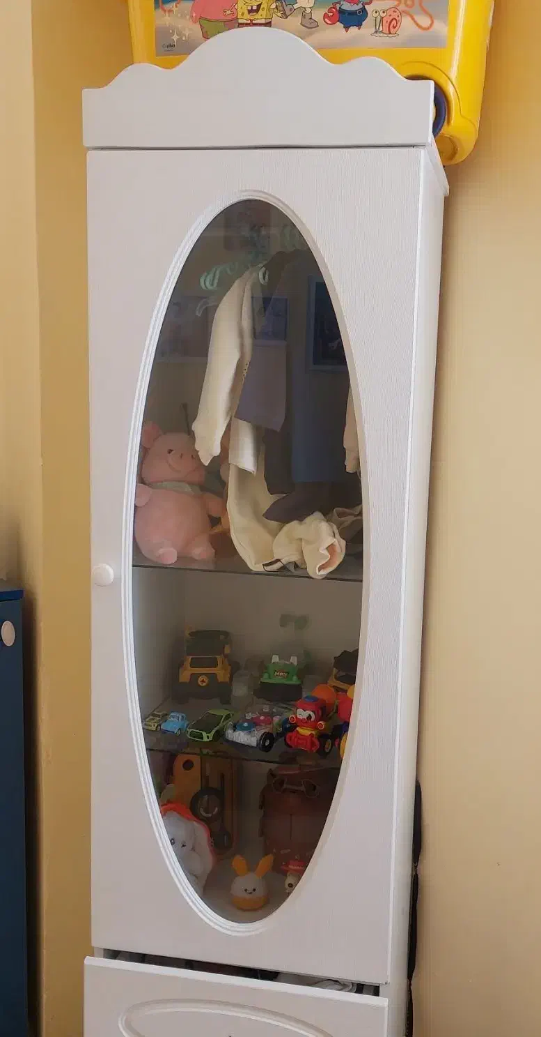 کمد|میز و صندلی غذاخوری|نیشابور, هفده شهریور|دیوار