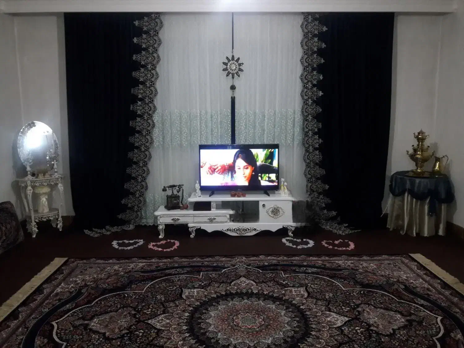 والن پرده|پرده، رانر، رومیزی|اقبالیه, |دیوار