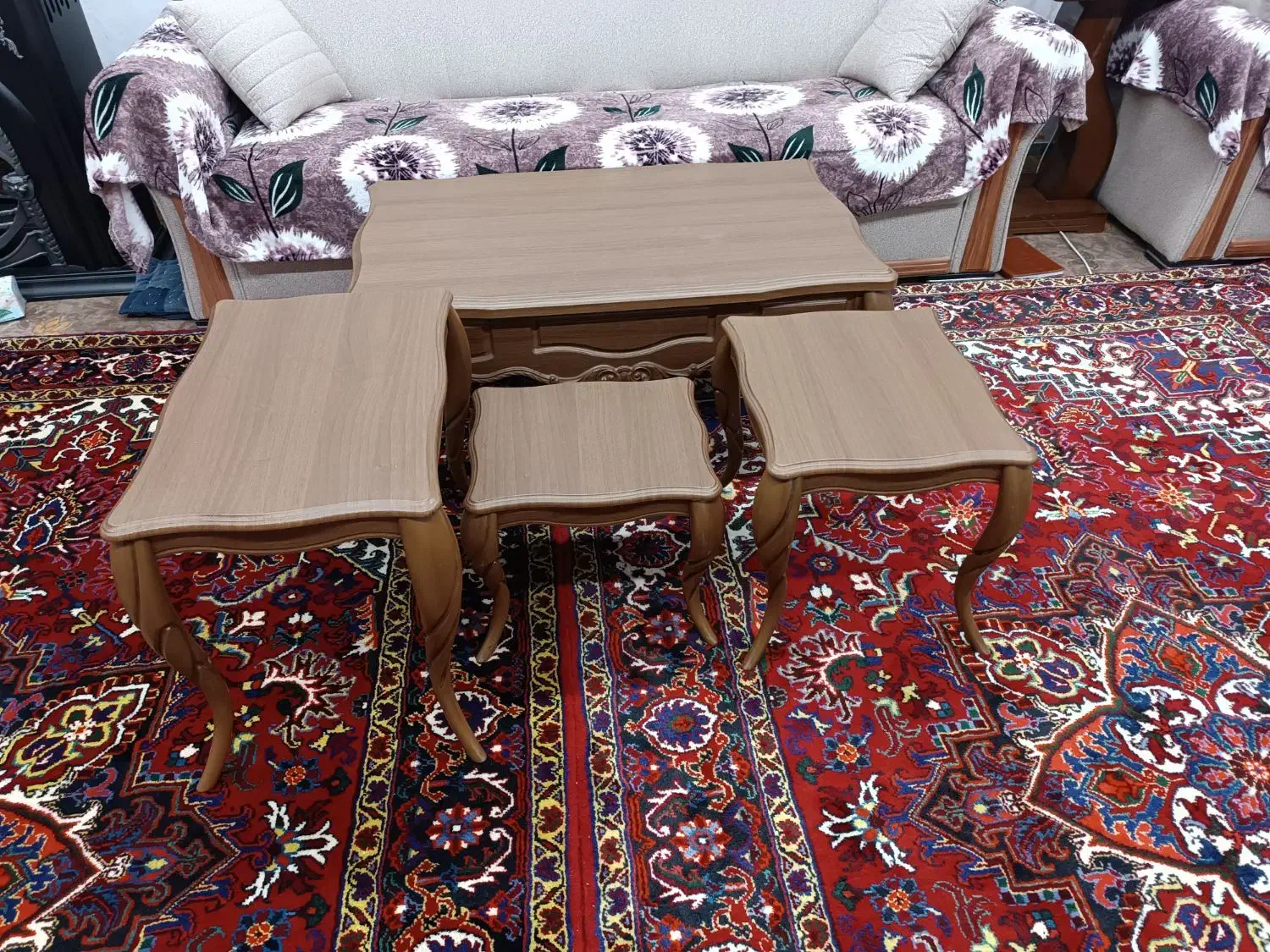 جلو مبلی چوبی درحد|مبلمان خانگی و میز عسلی|مرند, |دیوار