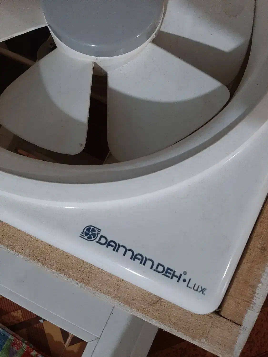 هواکش ۳۵ در۳۵ مارک دمنده مفته مفت|پنکه و تصفیه‌کنندهٔ هوا|آران و بیدگل, |دیوار