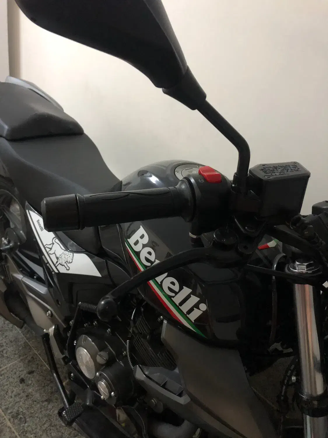 فروش موتورسیکلت بنلی ۱۵۰ قدیم مدل ۱۴۰۳ در حد صفر|موتورسیکلت|سهند, |دیوار