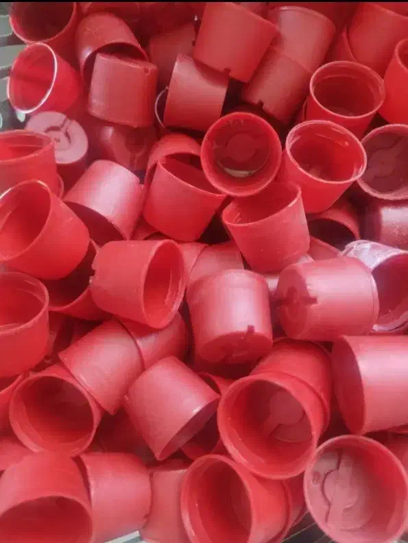 تولید عمده انواع درب قوطی و اسپری|عمده‌فروشی|تهران, شوش (باغ آذری)|دیوار