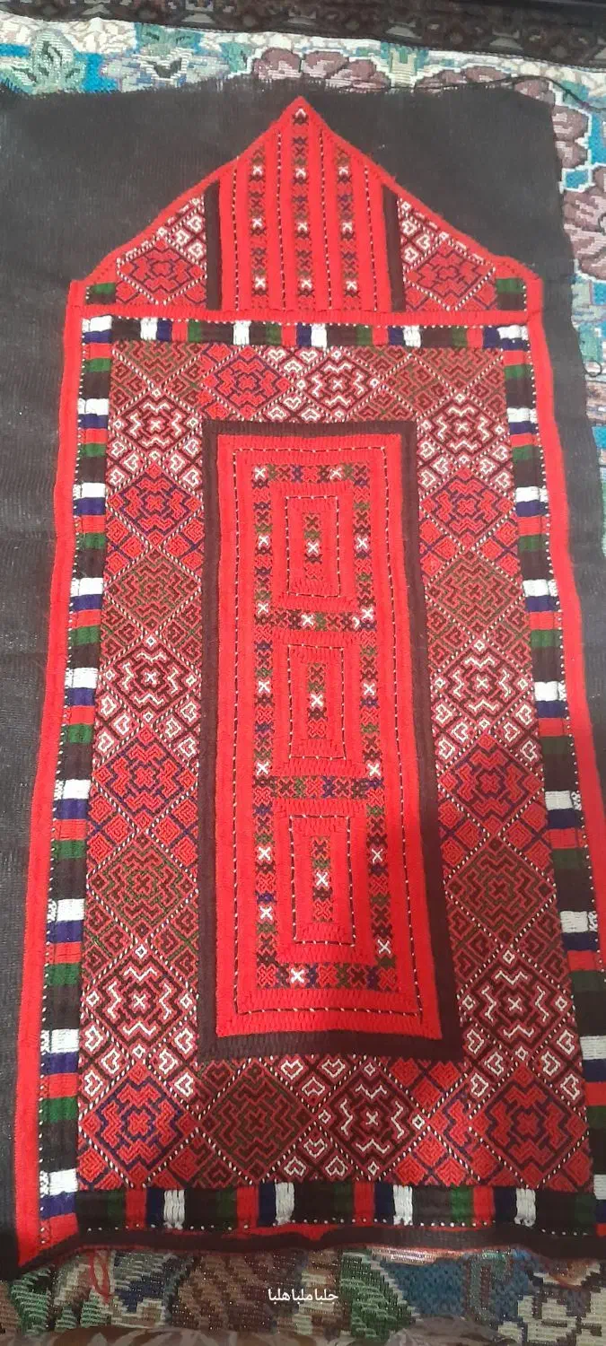 جیب و یقه|گلیم، جاجیم، گبه|ایرانشهر, |دیوار