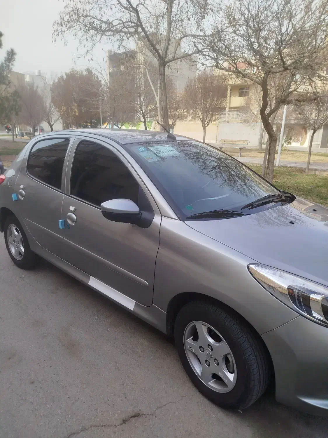 ۲۰۷ اتومات ۴۰۴ تیتانیوم|خودرو سواری و وانت|اصفهان, بهارستان (مخابرات)|دیوار