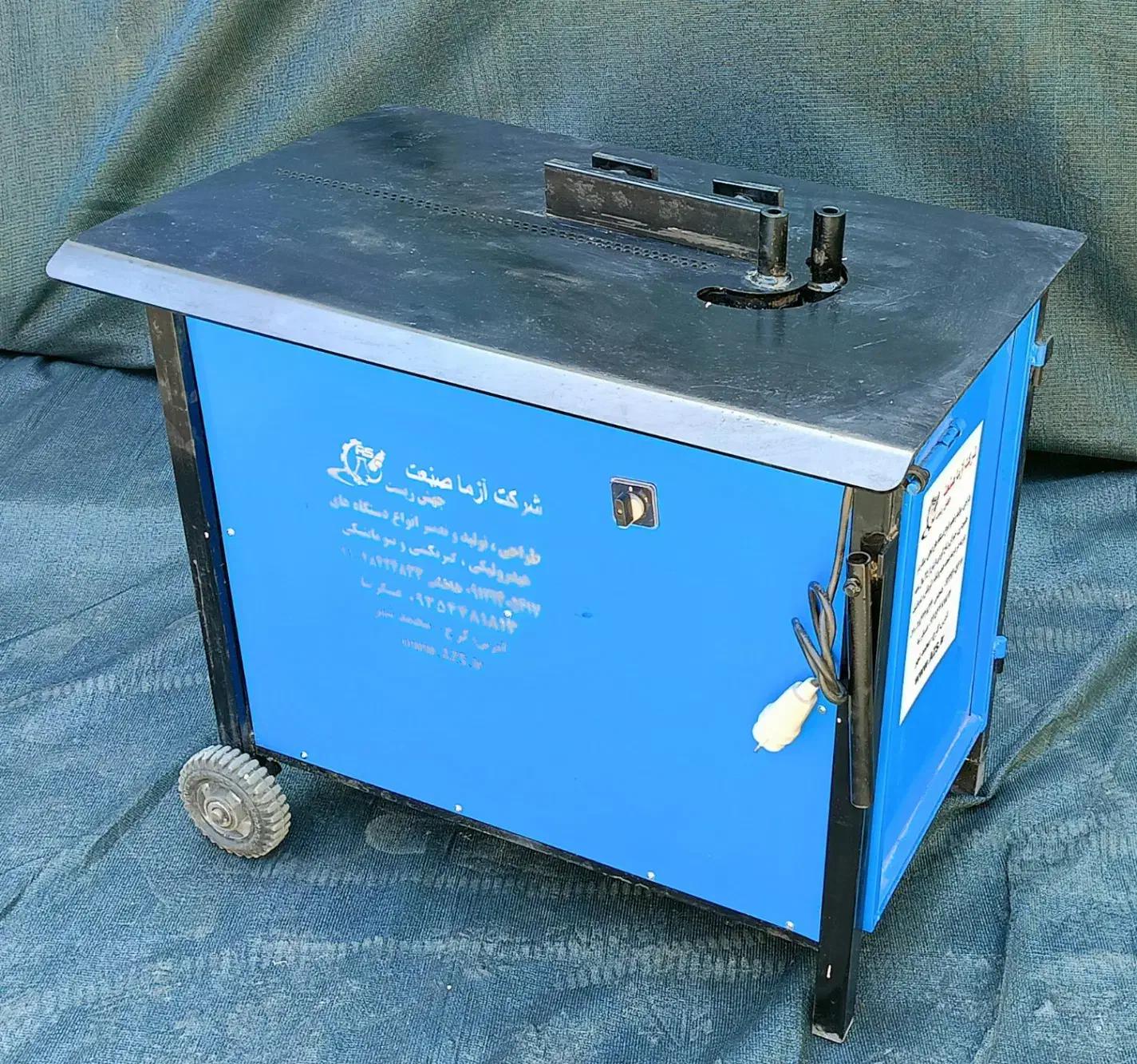 دستگاه خاموت زن/خم کن/برش میلگرد بر/قیچی/شاخ گوزنی|مصالح و تجهیزات ساختمان|اصفهان, دانشگاه اصفهان|دیوار