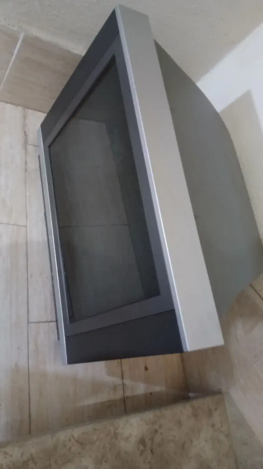 تلویزیون هیتاچی|تلویزیون و پروژکتور|رشت, نخودچر|دیوار